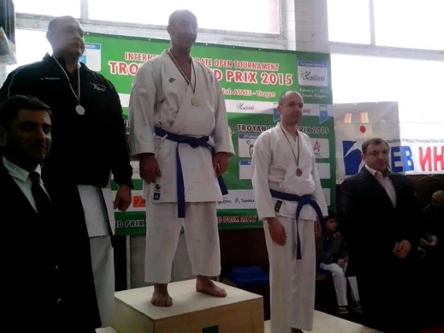 X4 Small