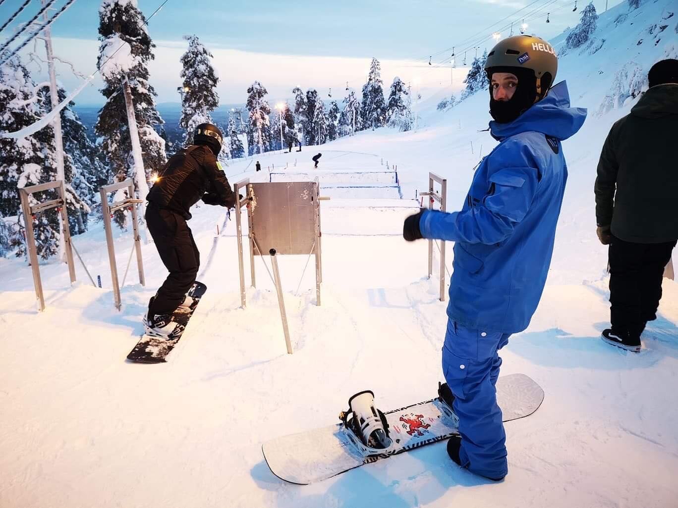 Snowboard