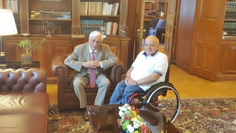 &Alpha;&Mu;&Epsilon;&Alpha;:  &Tau;&omicron;&nu; &Pi;&rho;ό&epsilon;&delta;&rho;&omicron; &tau;&eta;&sigmaf; &Delta;&eta;&mu;&omicron;&kappa;&rho;&alpha;&tau;ί&alpha;&sigmaf;, &kappa;. &Pi;&rho;&omicron;&kappa;ό&pi;&eta; &Pi;&alpha;&upsilon;&lambda;ό&pi;&omicron;&upsilon;&lambda;&omicron;, &epsilon;&pi;&iota;&sigma;&kappa;έ&phi;&theta;&eta;&kappa;&epsilon; &omicron; &Gamma;&iota;ώ&rho;&gamma;&omicron;&sigmaf; &Phi;&omicron;&upsilon;&nu;&tau;&omicron;&upsilon;&lambda;ά&kappa;&eta;&sigmaf;