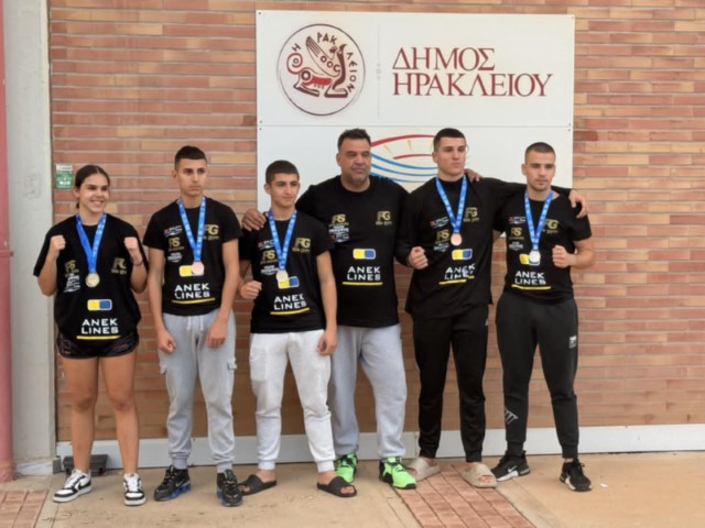 FILISANEK Small