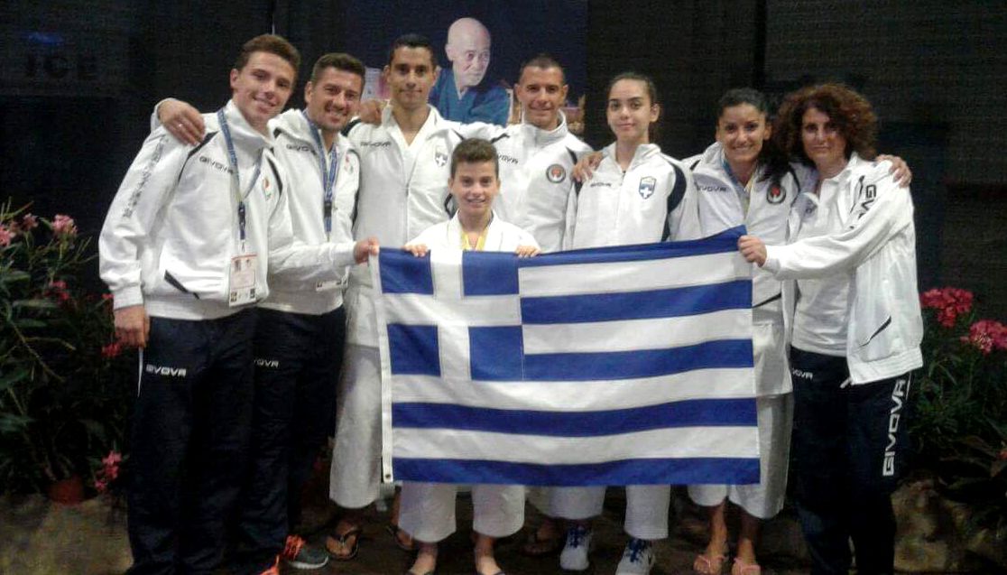 &Mu;&epsilon;&gamma;ά&lambda;&epsilon;&sigmaf; &sigma;&tau;&iota;&gamma;&mu;έ&sigmaf; &gamma;&iota;&alpha; &tau;&eta;&nu; &Epsilon;&lambda;&lambda;&eta;&nu;&iota;&kappa;ή &omicron;&mu;ά&delta;&alpha; &pi;&omicron;&upsilon; &sigma;&upsilon;&mu;&mu;&epsilon;&tau;έ&chi;&epsilon;&iota; &sigma;&tau;&omicron; 8&omicron; &Pi;&alpha;&gamma;&kappa;ό&sigma;&mu;&iota;&omicron; &Pi;&rho;&omega;&tau;ά&theta;&lambda;&eta;&mu;&alpha; Wado Karate WIKF 2017