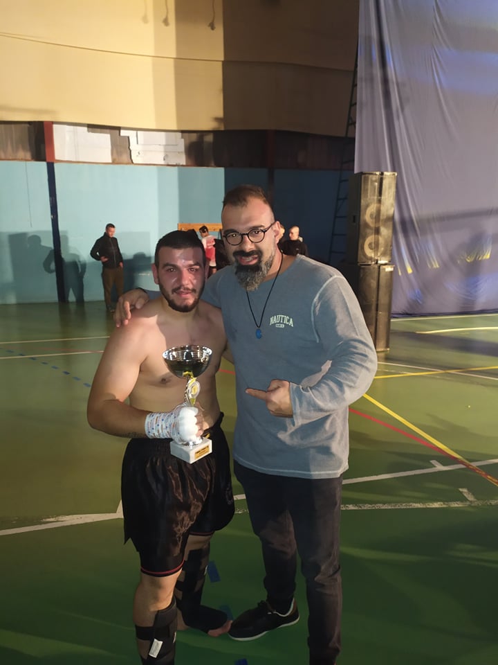TRAGAKIS2510203
