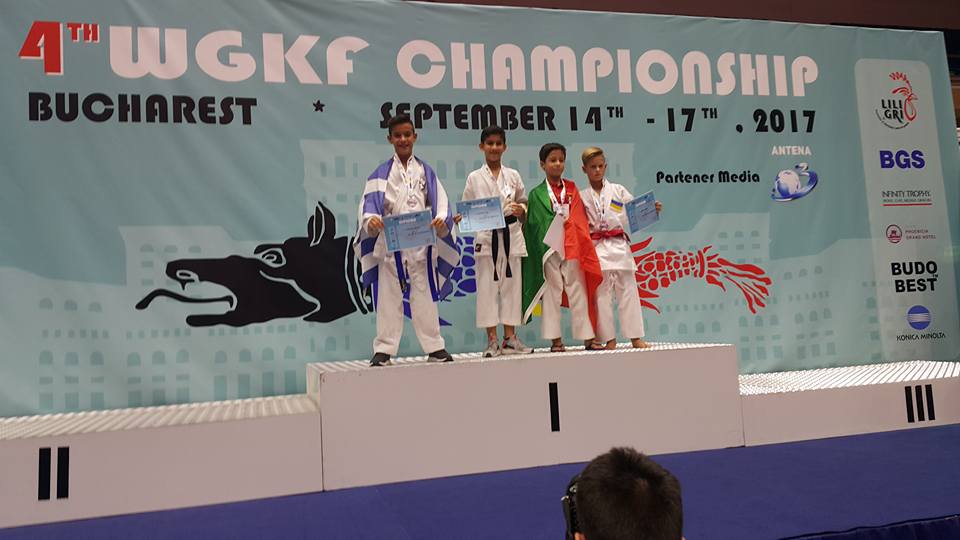 &Pi;&alpha;&gamma;&kappa;ό&sigma;&mu;&iota;&omicron;&iota; &Pi;&rho;&omega;&tau;&alpha;&theta;&lambda;&eta;&tau;έ&sigmaf; &omicron;&iota; &Epsilon;&lambda;&lambda;&eta;&nu;&epsilon;&sigmaf; &tau;&omicron;&upsilon; &Alpha;&Sigma; JKF Goju Kai karate &Alpha;&theta;ή&nu;&alpha;&sigmaf; &sigma;&tau;&eta; &Rho;&omicron;&upsilon;&mu;&alpha;&nu;ί&alpha;