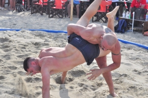 Επίδειξη Σούμο στο αναπτυξιακό Πανελλήνιο beach wrestling