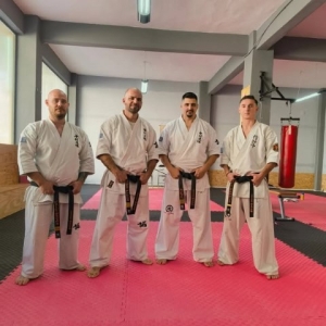 Εξετάσεις εγχρώμων ζωνών στον Α.Σ. Kyokushin Seishinkai Dojo Larissa