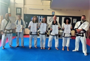 Απονομές βαθμών στους μαθητές των σχολών "Dojang Martial Arts Institute" και "Tragakis Studio"