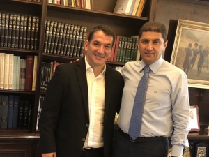 Η Ελληνική Ομοσπονδία Αρσης Βαρών ευχαριστεί τον Πρωθυπουργό Κυριάκο Μητσοτάκη και τον Υφυπουργό Αθλητισμού Λευτέρη Αυγενάκη, για την έκτακτη οικονομική επιχορήγηση στα σωματεία της